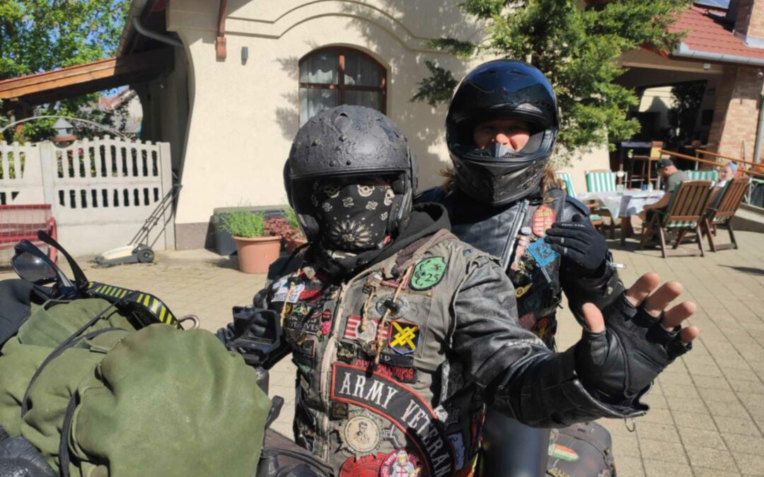Hosszú út után édes a pihenés Ópusztaszeren
